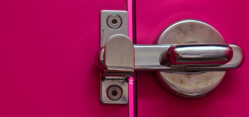 Childproof Gate Lock in Lathrop, California
